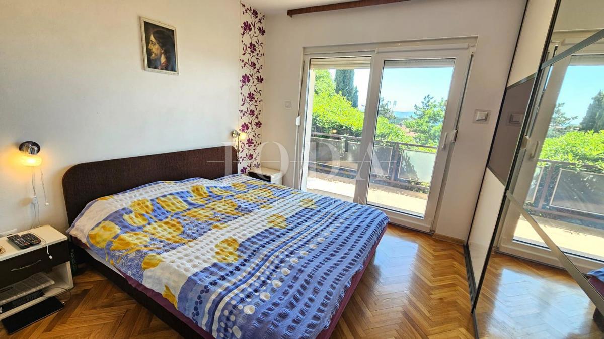 Casa con 3 appartamenti vicino al mare