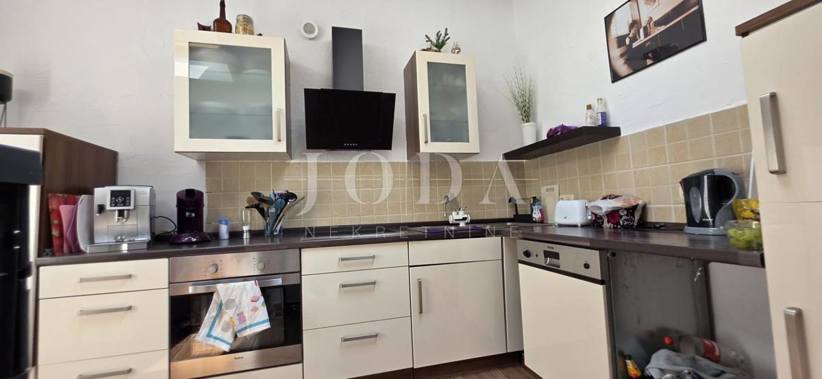 Crikvenica, casa a schiera in ottima posizione