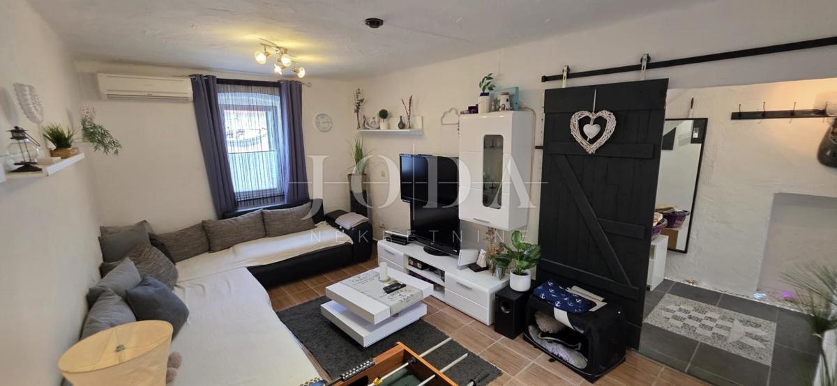 Crikvenica, casa a schiera in ottima posizione