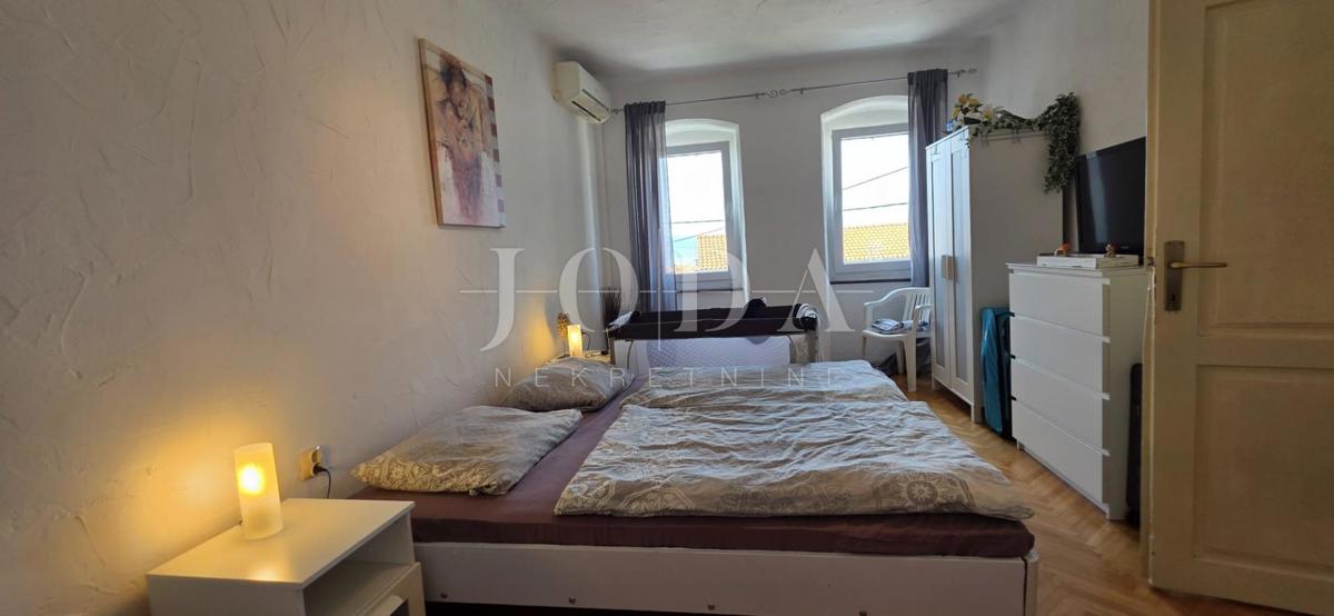 Crikvenica, casa a schiera in ottima posizione