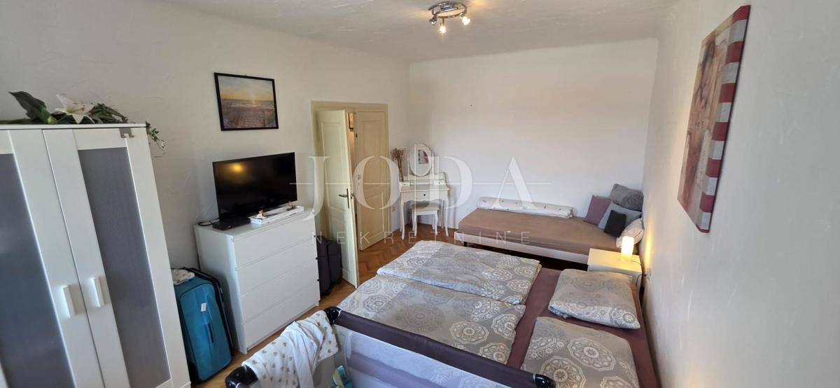 Crikvenica, casa a schiera in ottima posizione