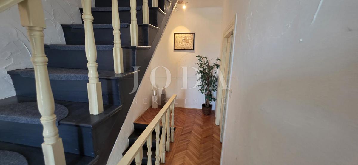 Crikvenica, casa a schiera in ottima posizione