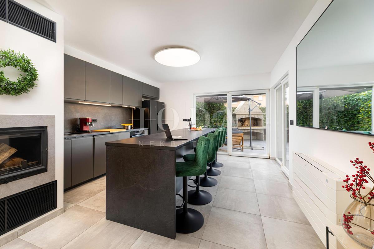 Casa con giardino e vista mare!