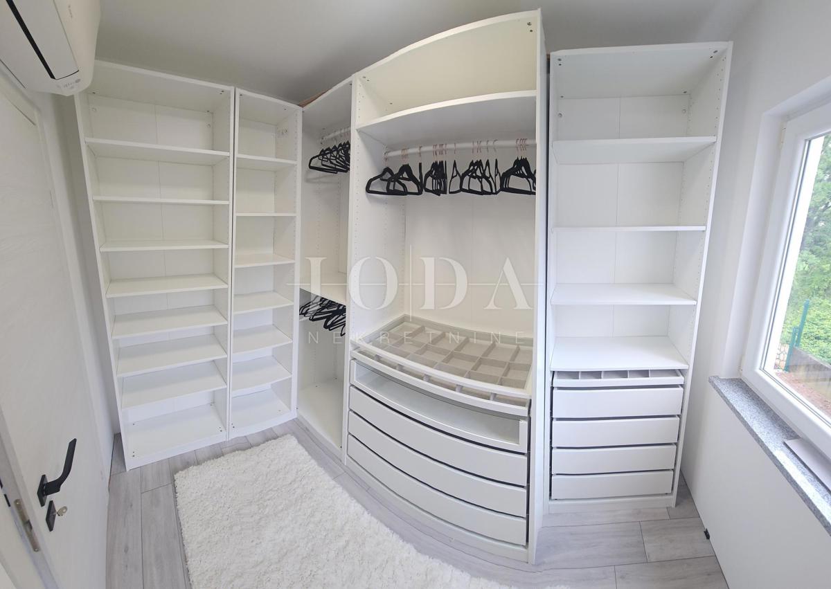 Casa con giardino e vista mare!