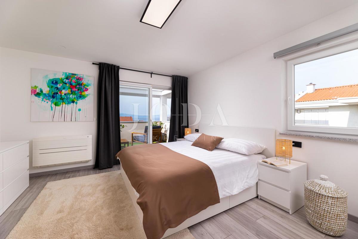 Casa con giardino e vista mare!