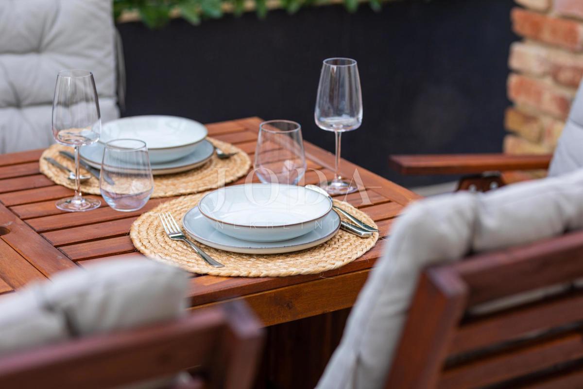 Casa con giardino e vista mare!
