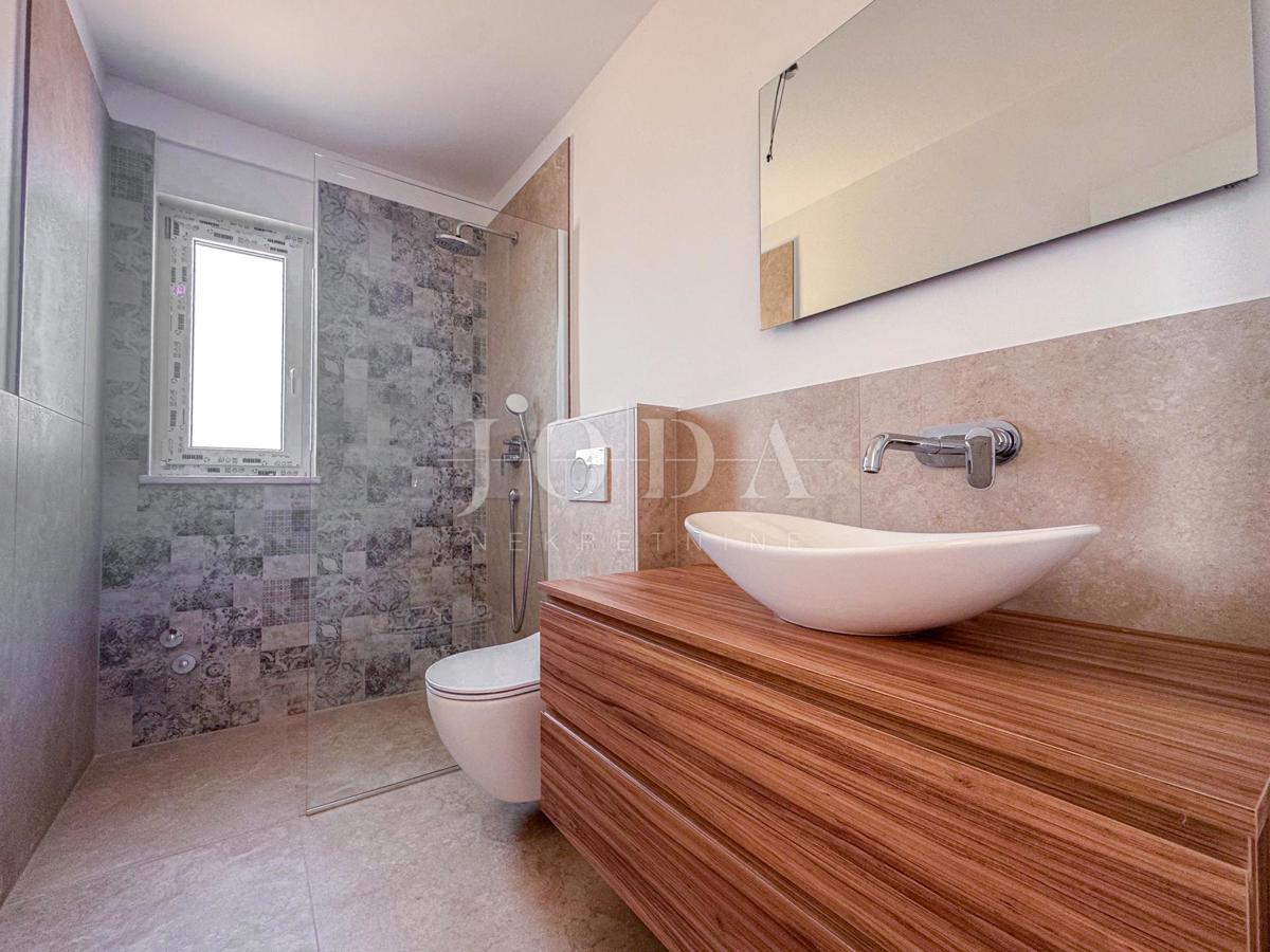 Kraljevica, casa di lusso con piscina e giardino
