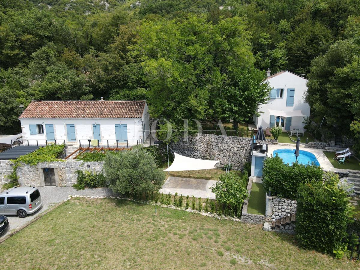 Casa Grižane-Belgrad, Vinodolska Općina, 585m2