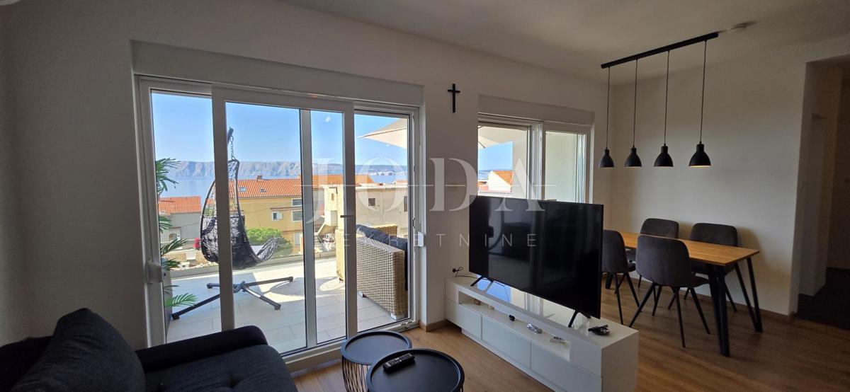 Povile, appartamento ristrutturato 67 m² con 2 posti auto