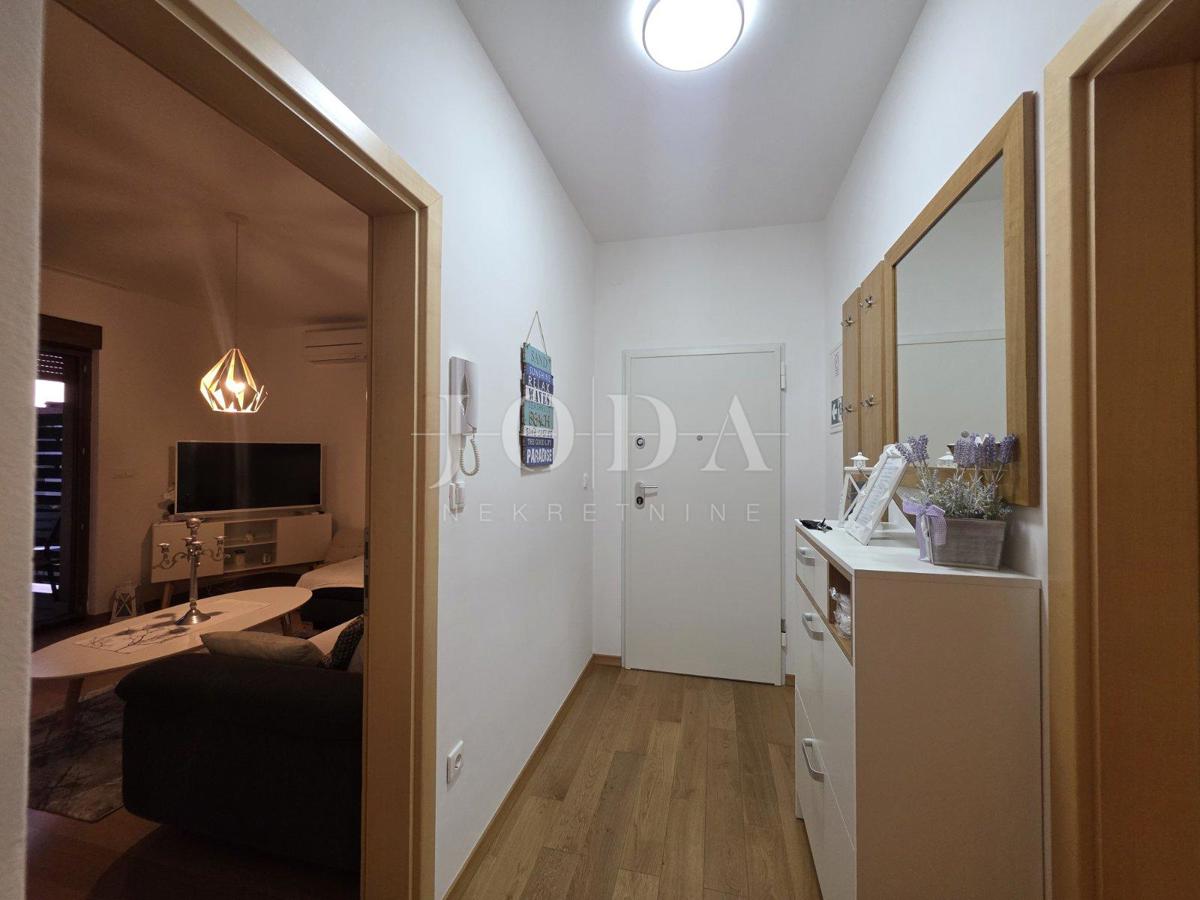 Crikvenica, appartamento al piano terra in ottima posizione