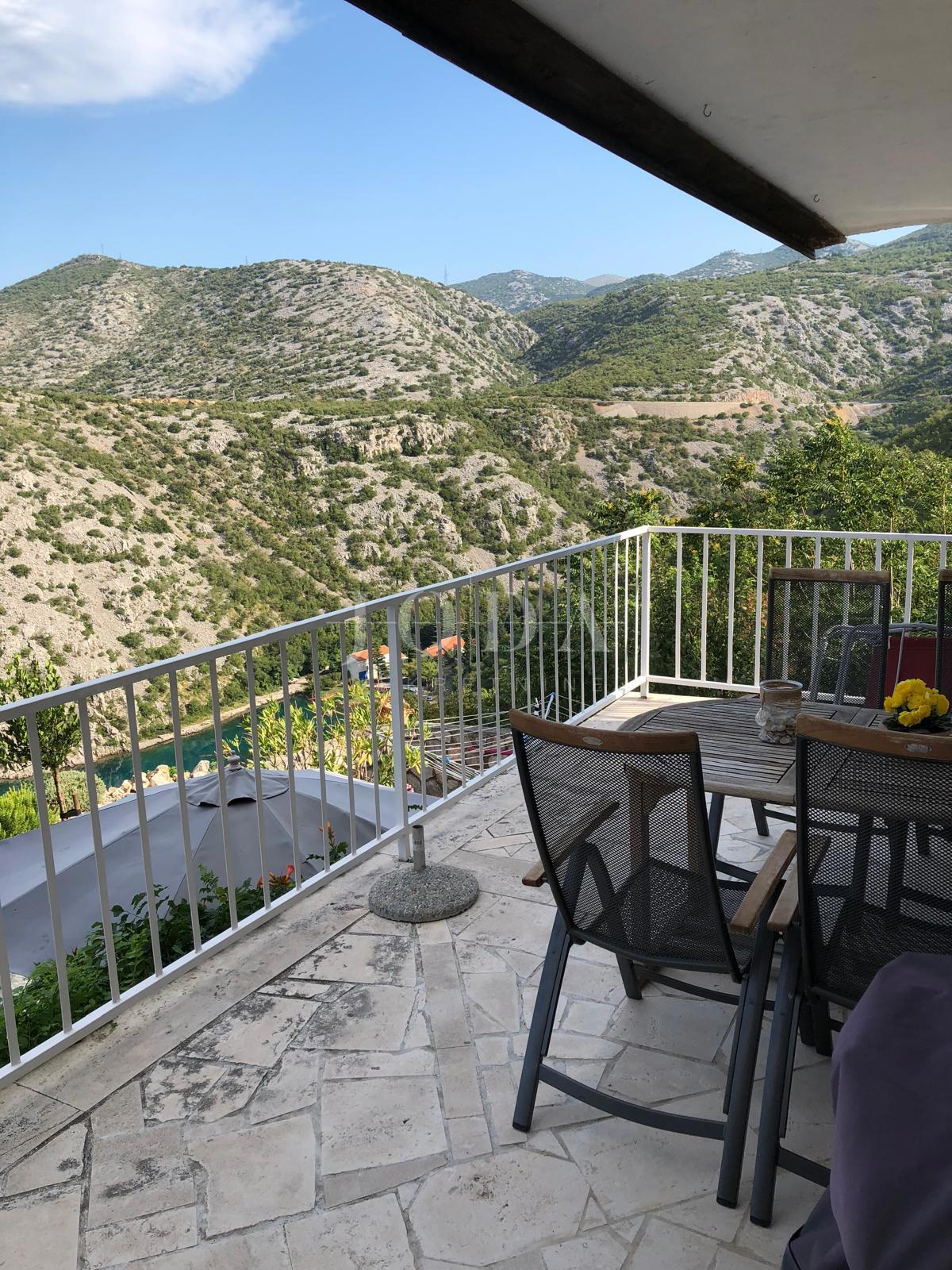 Casa Klenovica, Novi Vinodolski, 100m2