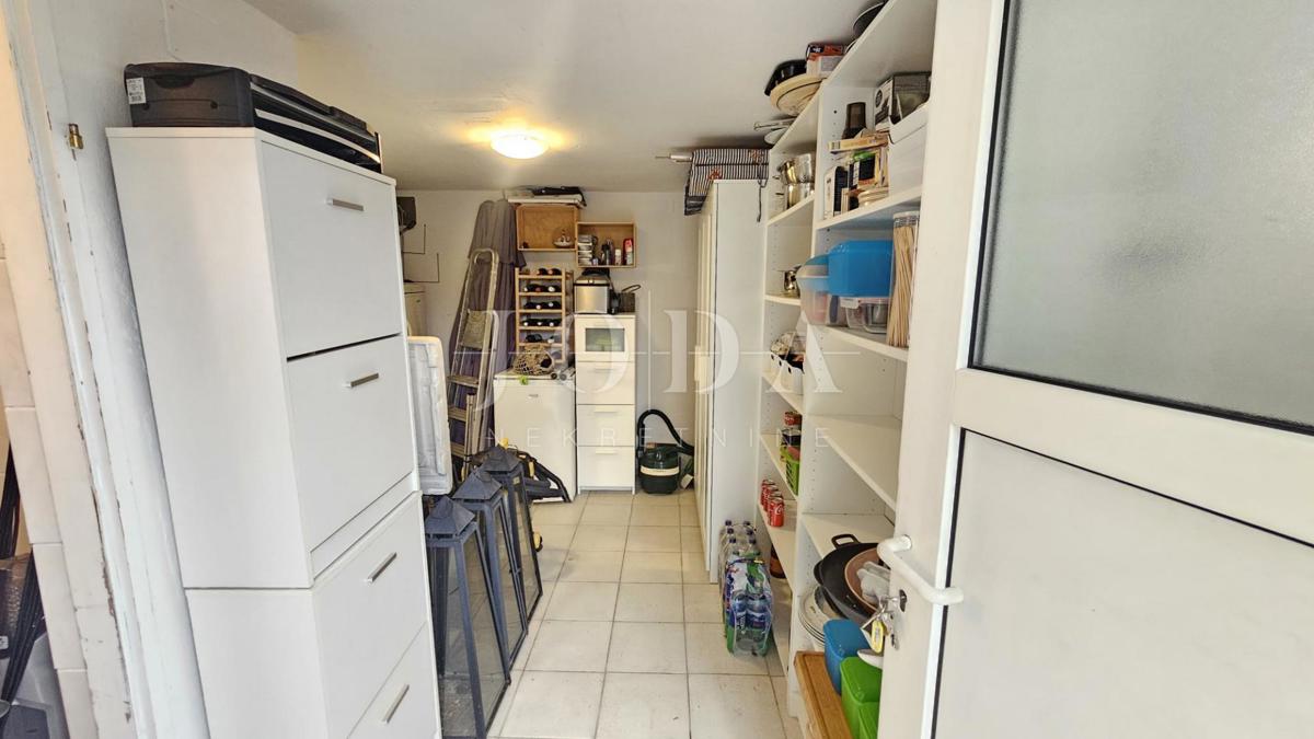 Casa Klenovica, Novi Vinodolski, 100m2