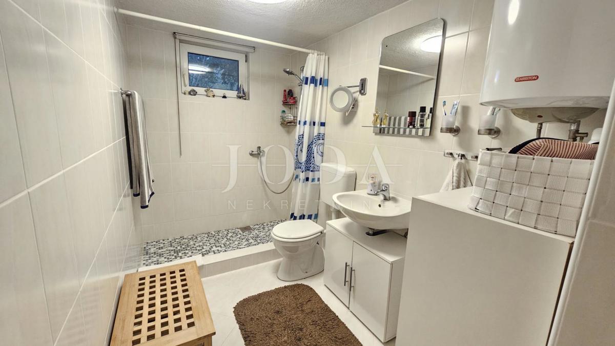 Casa Klenovica, Novi Vinodolski, 100m2