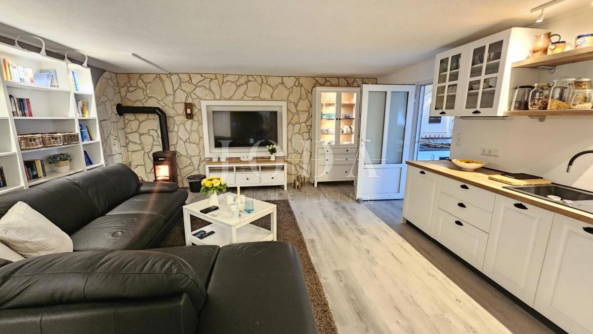 Casa Klenovica, Novi Vinodolski, 100m2