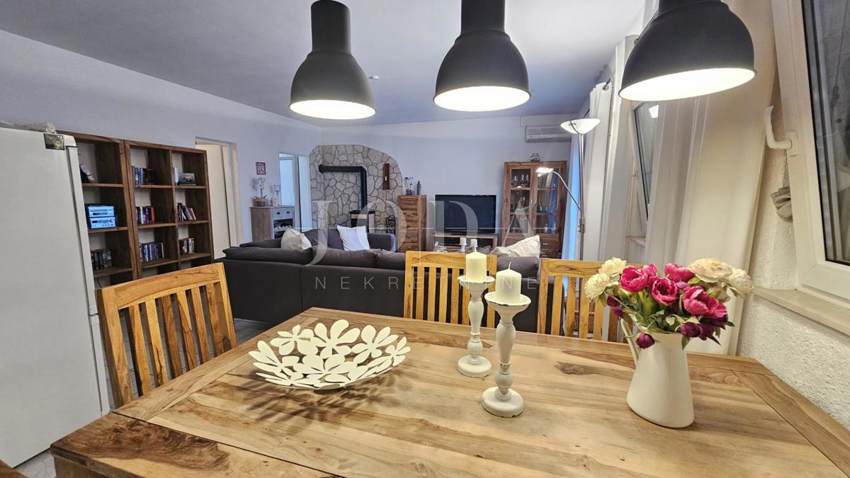 Casa Klenovica, Novi Vinodolski, 100m2