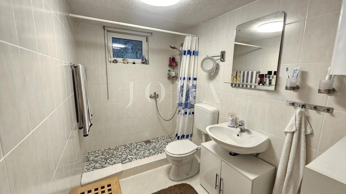 Casa Klenovica, Novi Vinodolski, 100m2