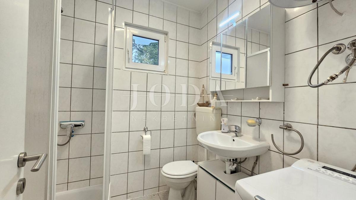 Casa Klenovica, Novi Vinodolski, 100m2