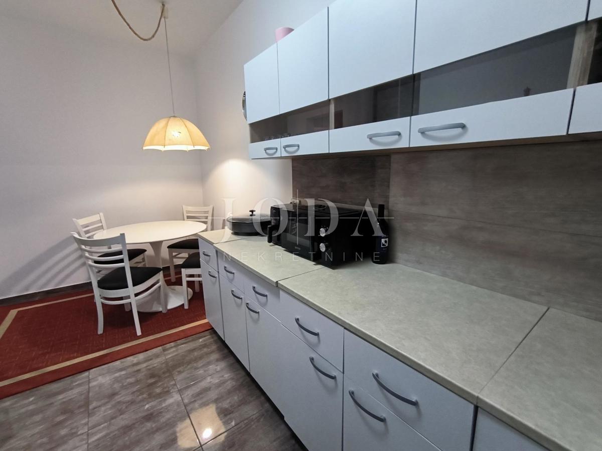 Appartamento vicino al mare con 2 balconi