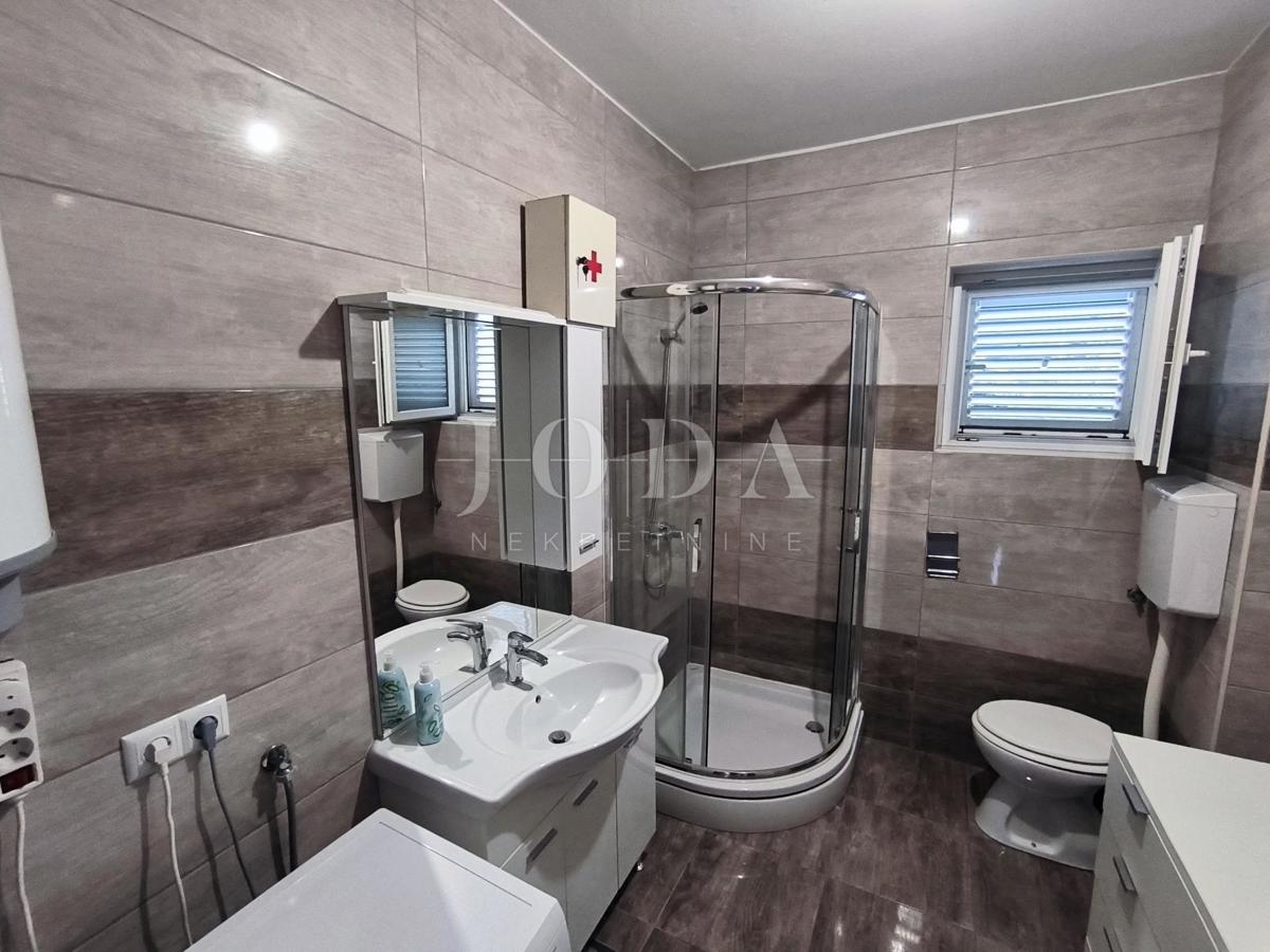 Appartamento vicino al mare con 2 balconi