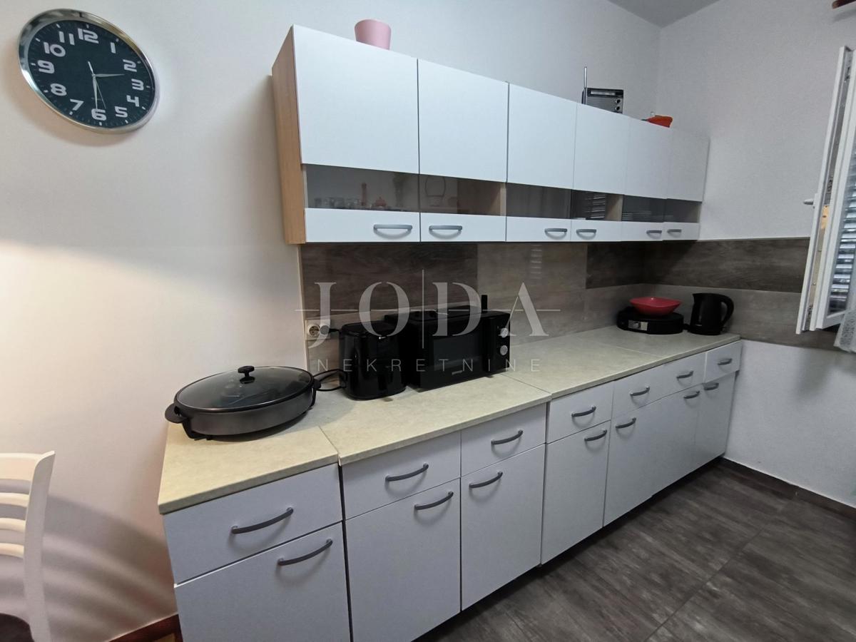 Appartamento vicino al mare con 2 balconi