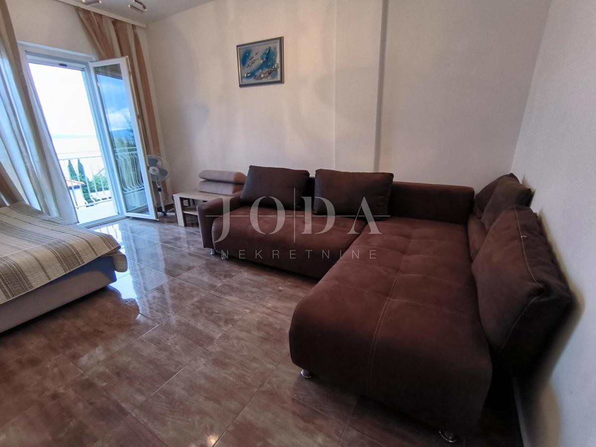 Appartamento vicino al mare con 2 balconi