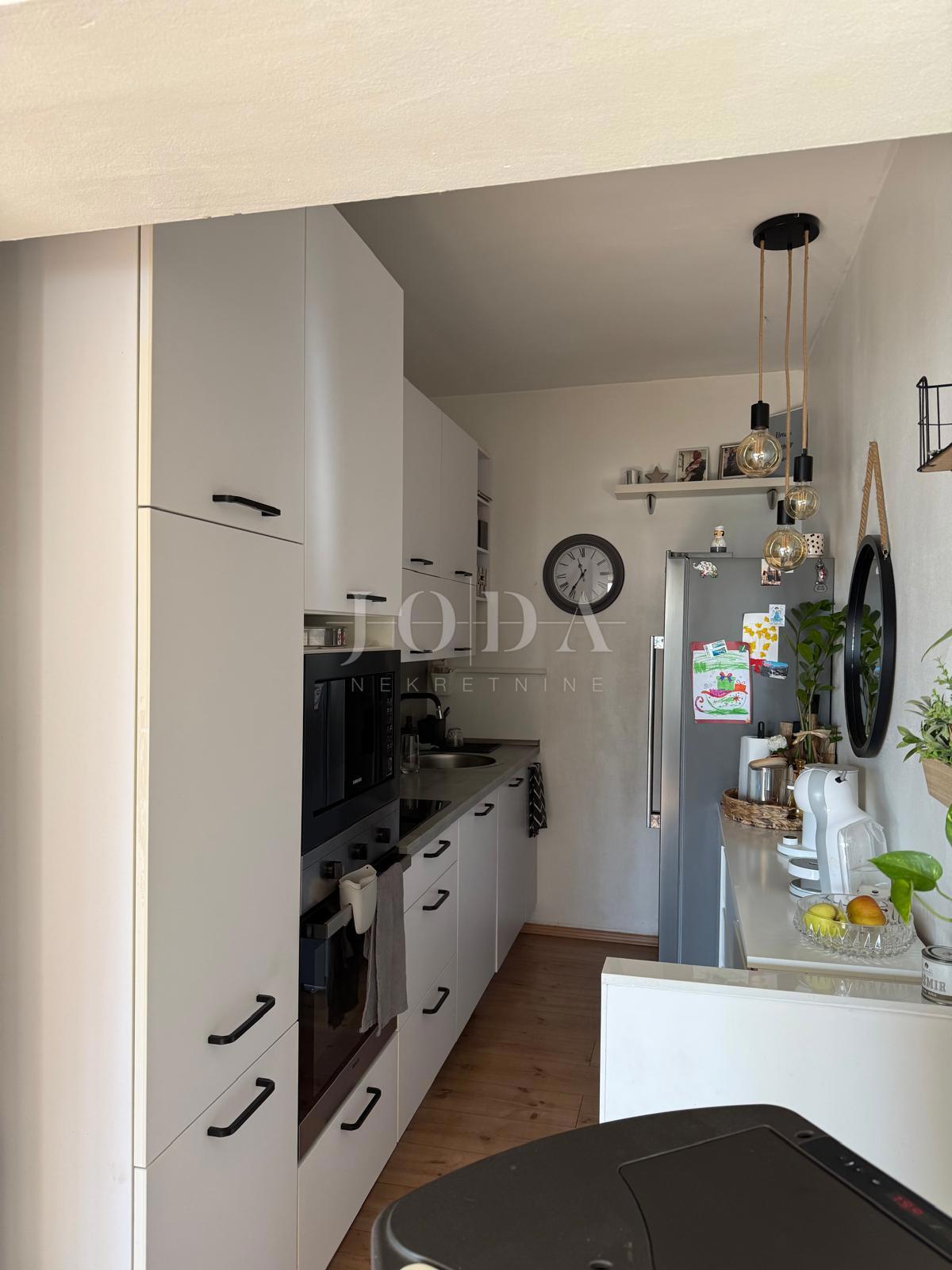 Allogio Gornja Drenova, Sveti Ivan Zelina, 59m2