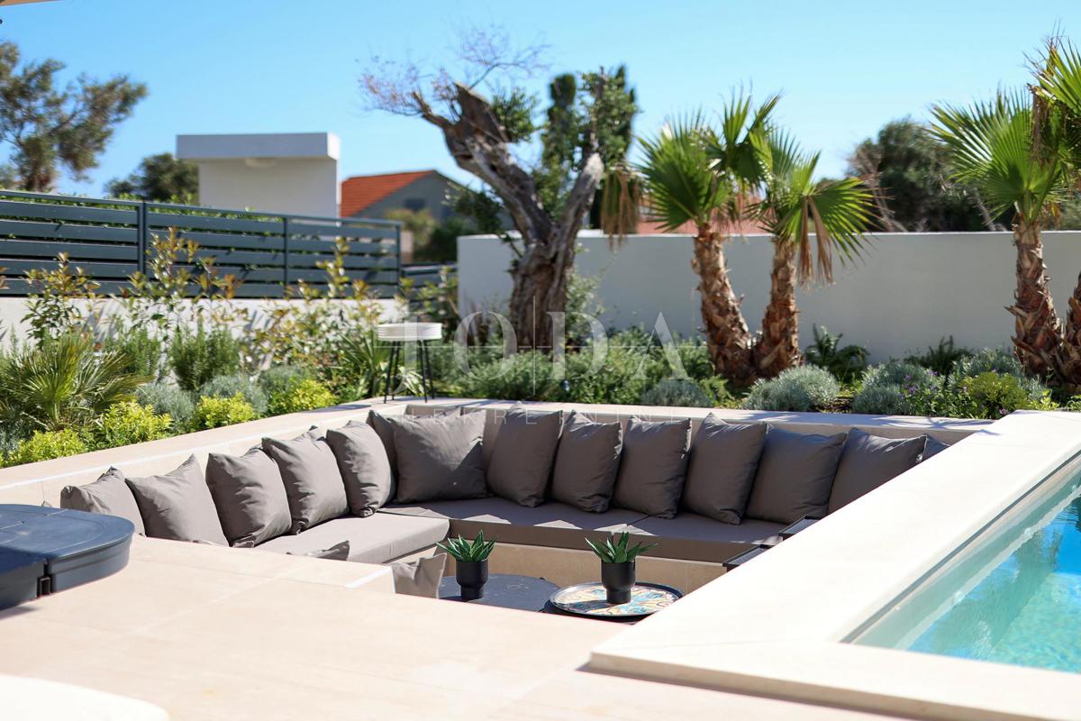 Casa Novalja, luxury villa 