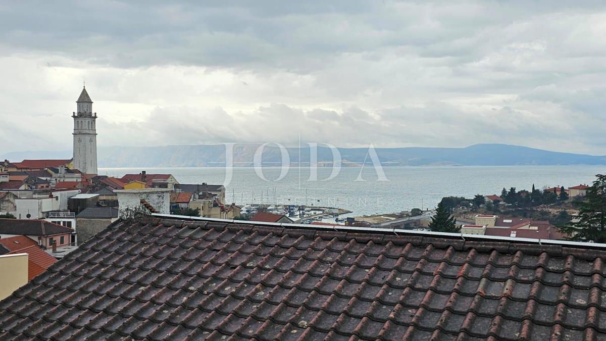 Appartamento completamente ristrutturato di 57 m² – Centro allargato di Novi Vinodolski, vicino al mare