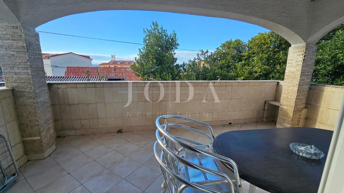 Appartamento in vendita a Selce, ottima posizione e vista mare