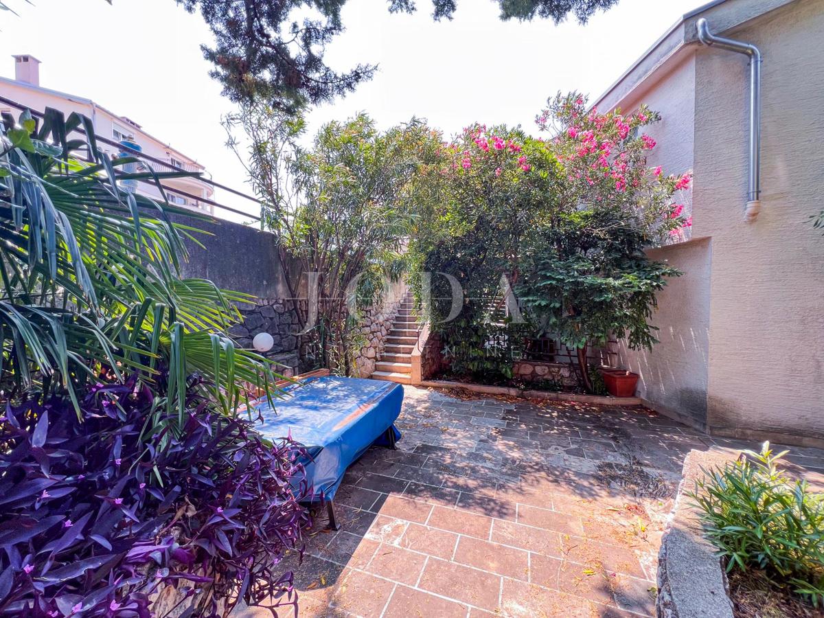 Appartamento in vendita a Selce, ottima posizione e vista mare