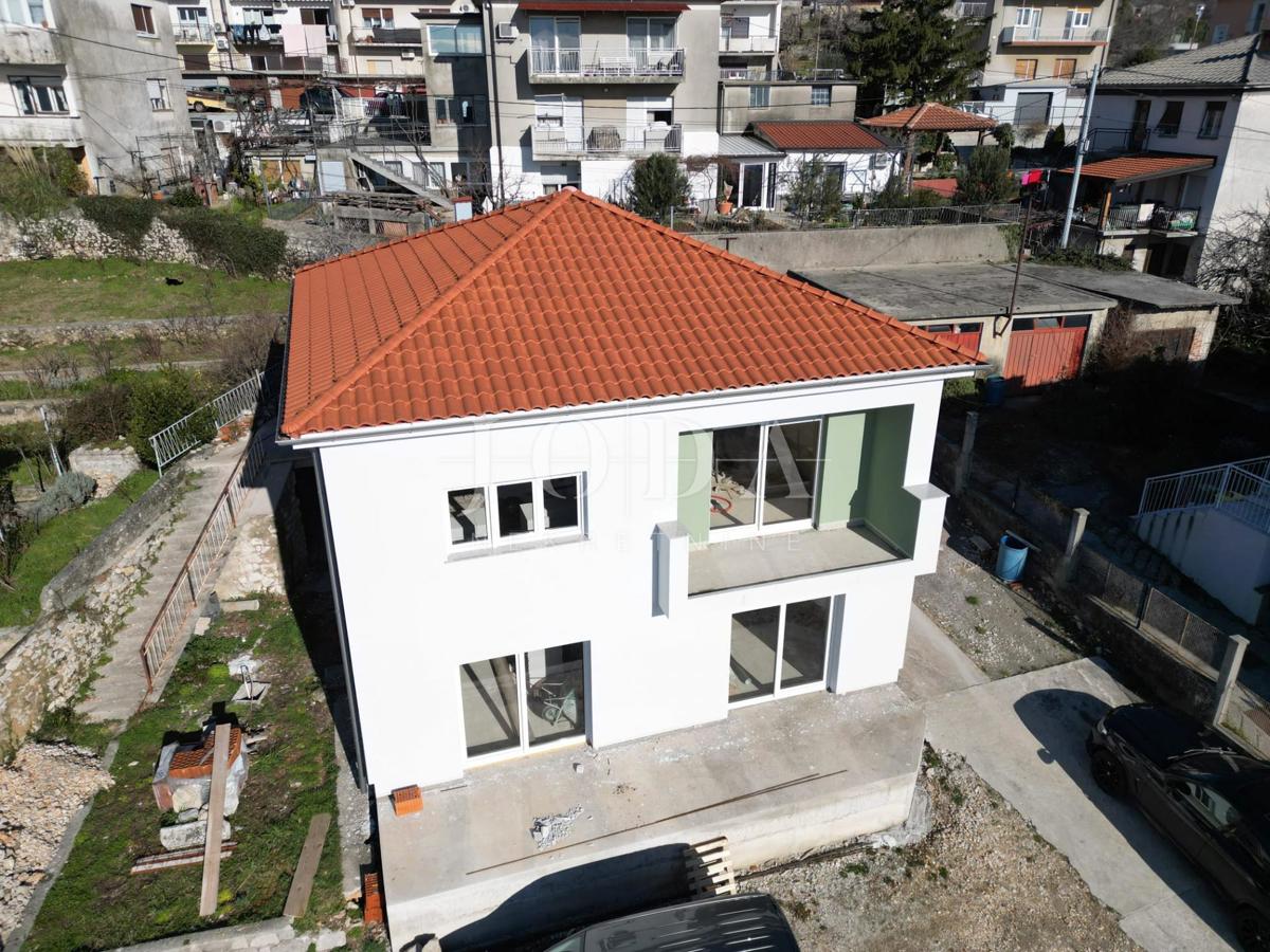 Casa Gornja Vežica, Rijeka, 103m2