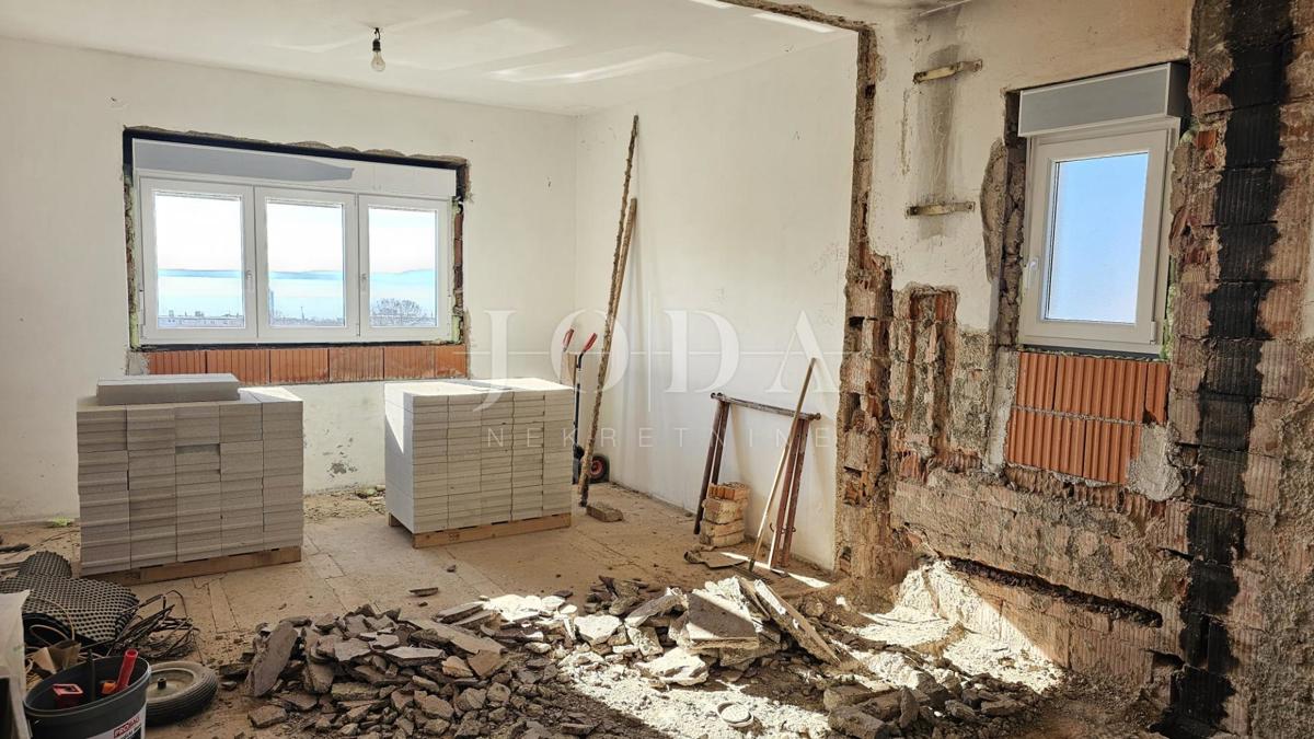 Casa Gornja Vežica, Rijeka, 103m2