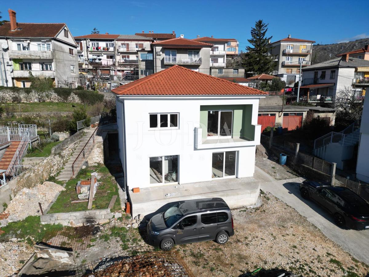Casa Gornja Vežica, Rijeka, 103m2