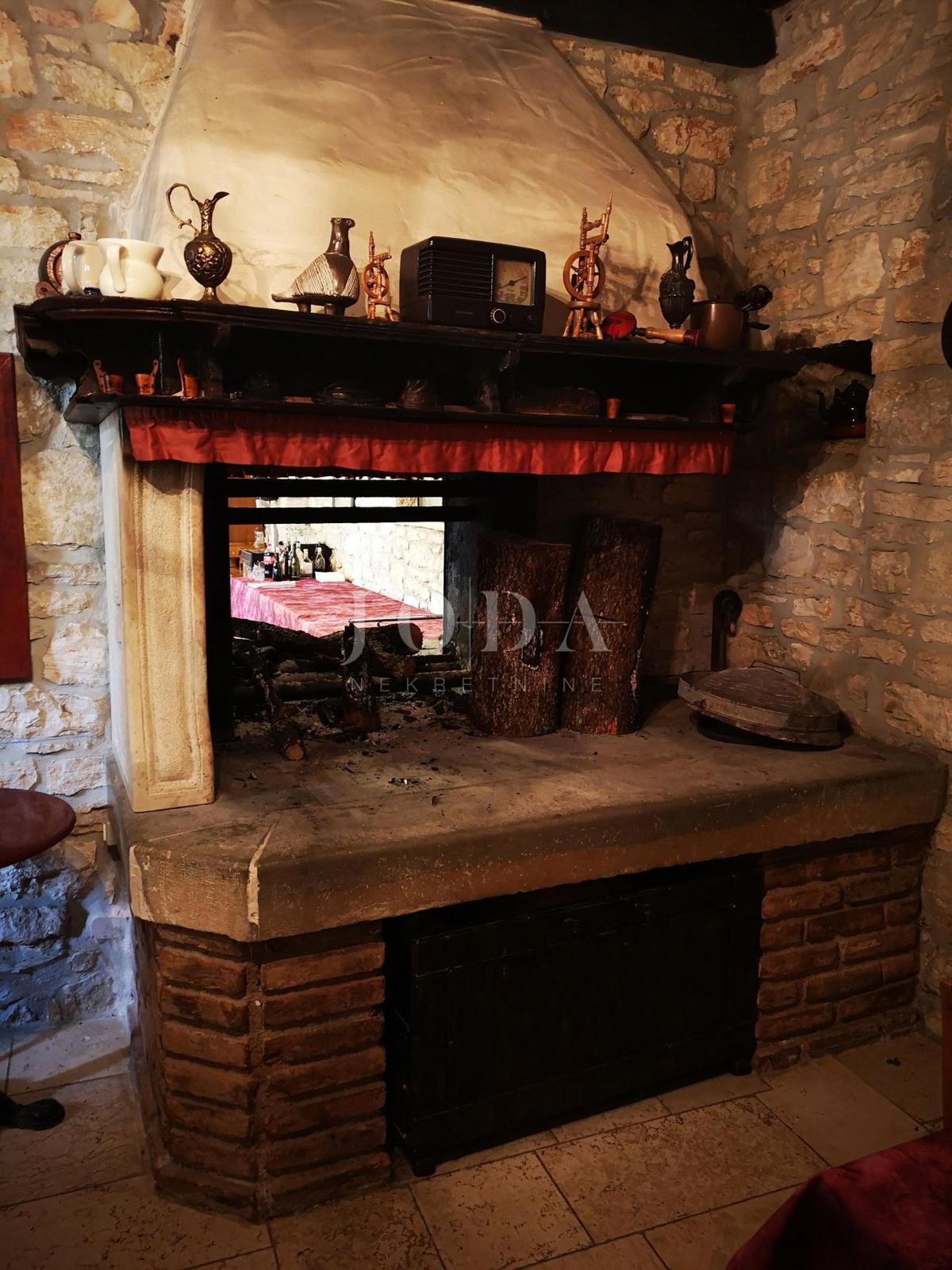 Casa Tar, Tar-Vabriga, 321,48m2