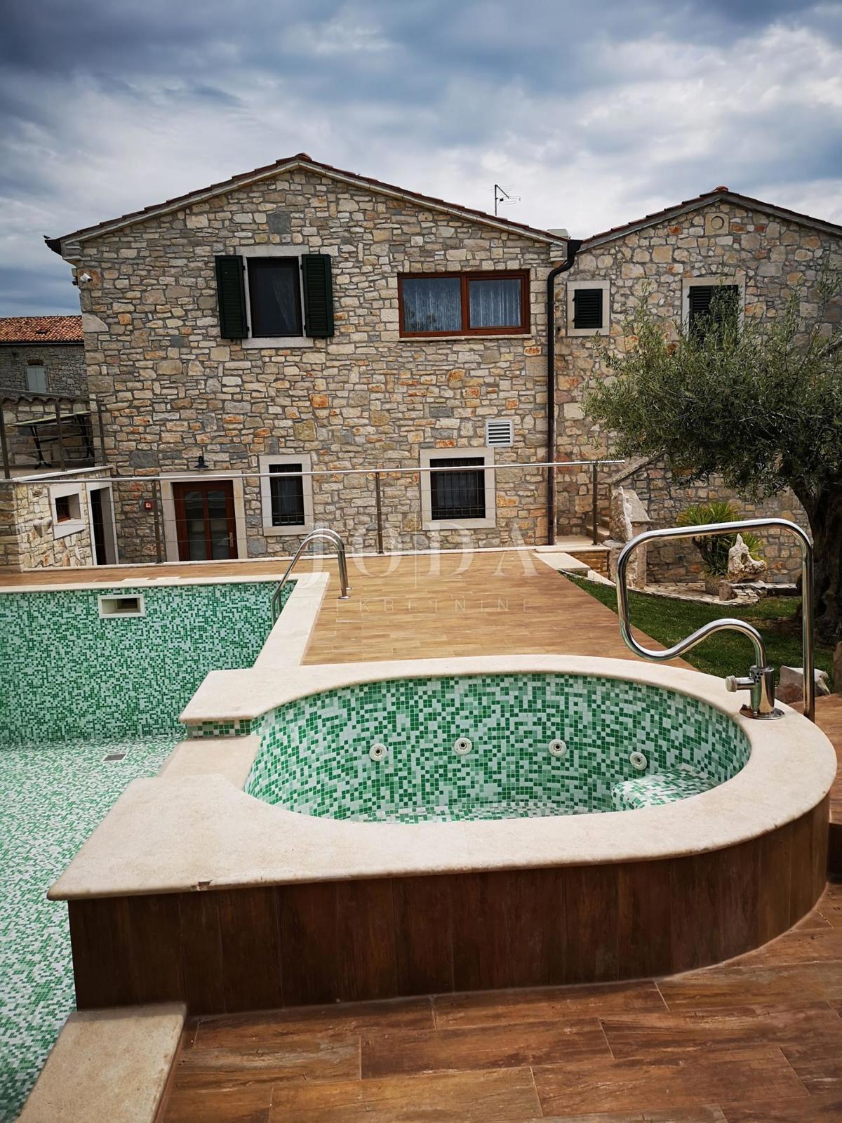 Casa Tar, Tar-Vabriga, 321,48m2