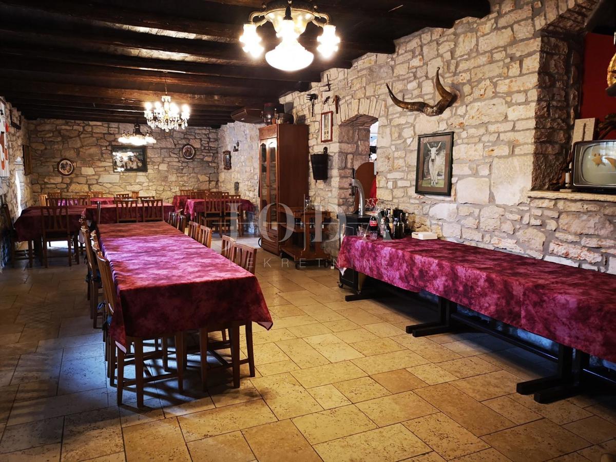 Casa Tar, Tar-Vabriga, 321,48m2