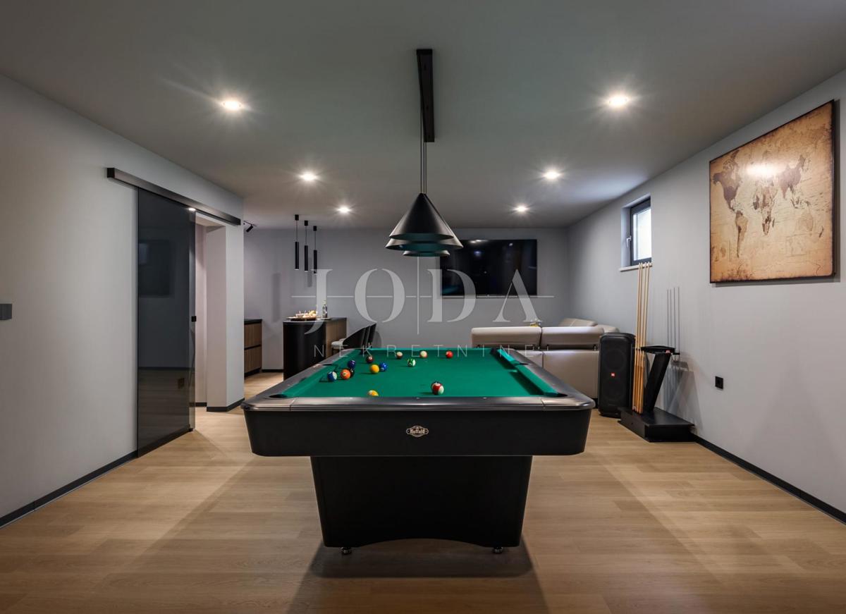 Casa Kostrena Sveta Lucija, Kostrena, 295,95m2