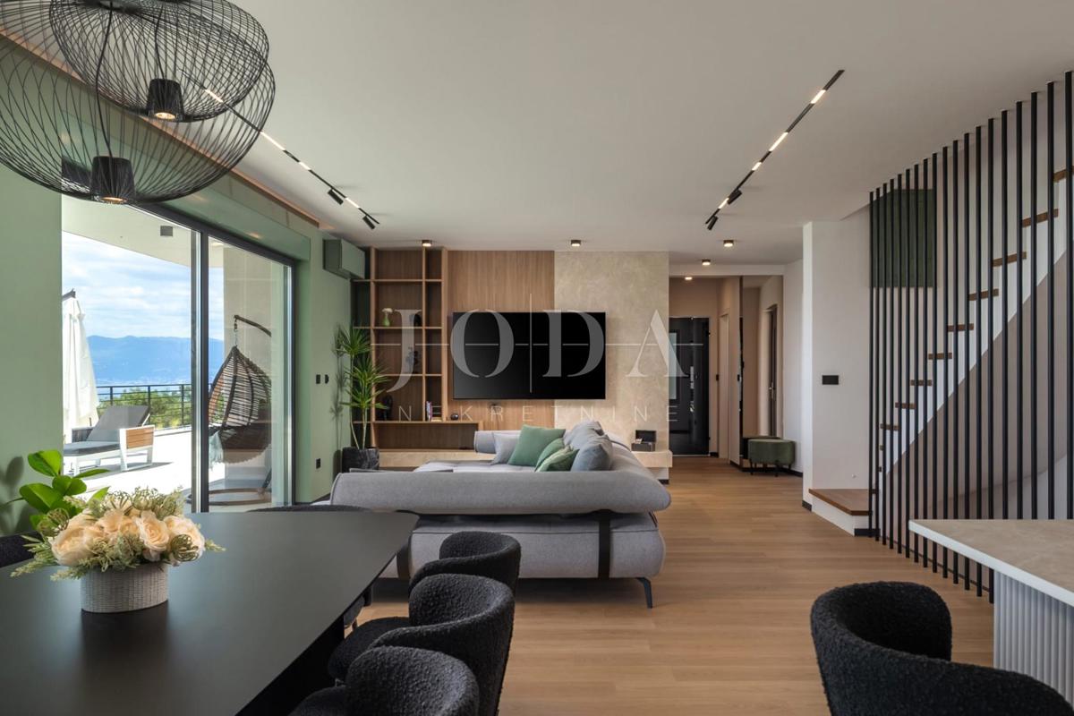 Casa Kostrena Sveta Lucija, Kostrena, 295,95m2