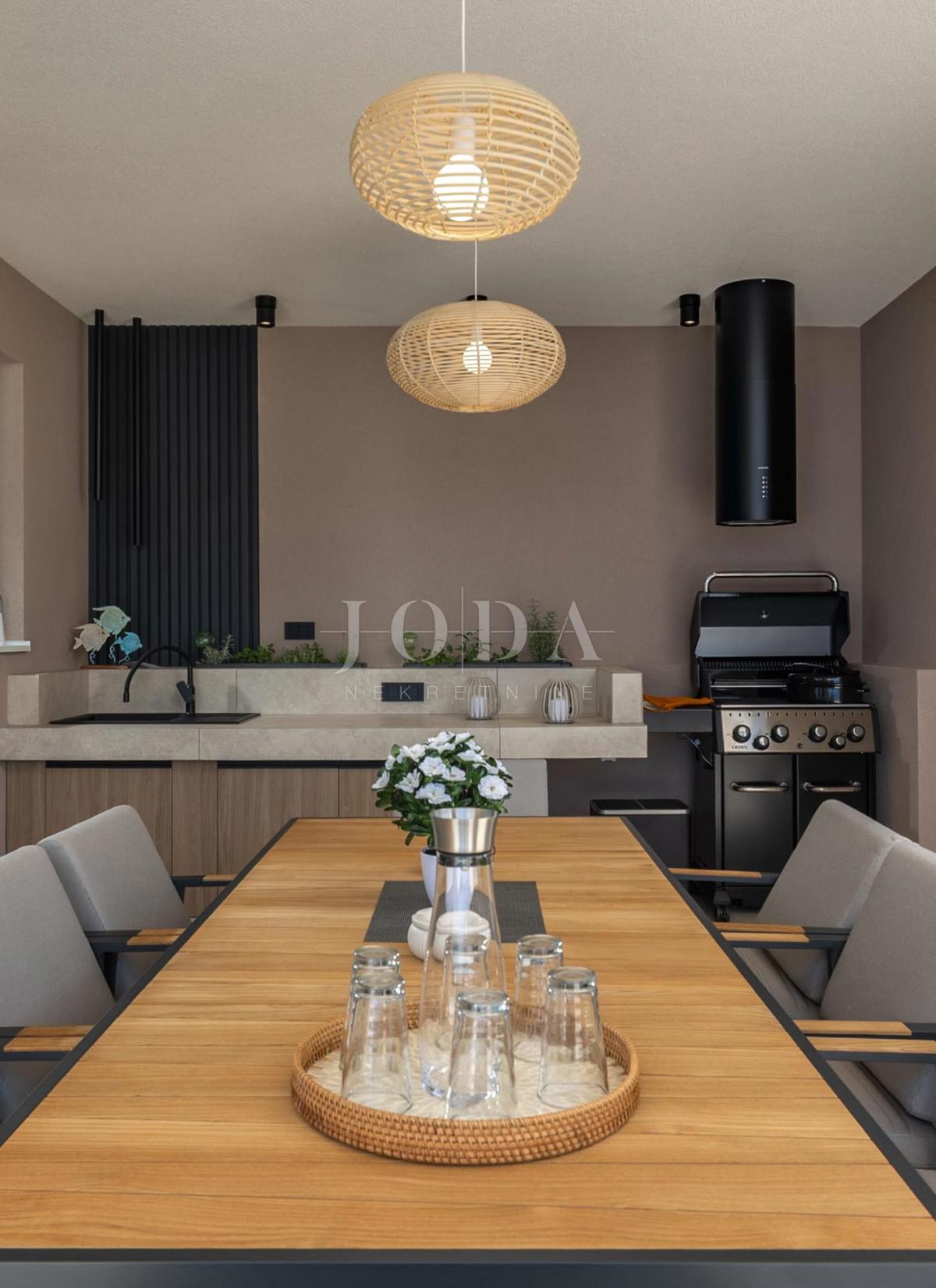 Casa Kostrena Sveta Lucija, Kostrena, 295,95m2