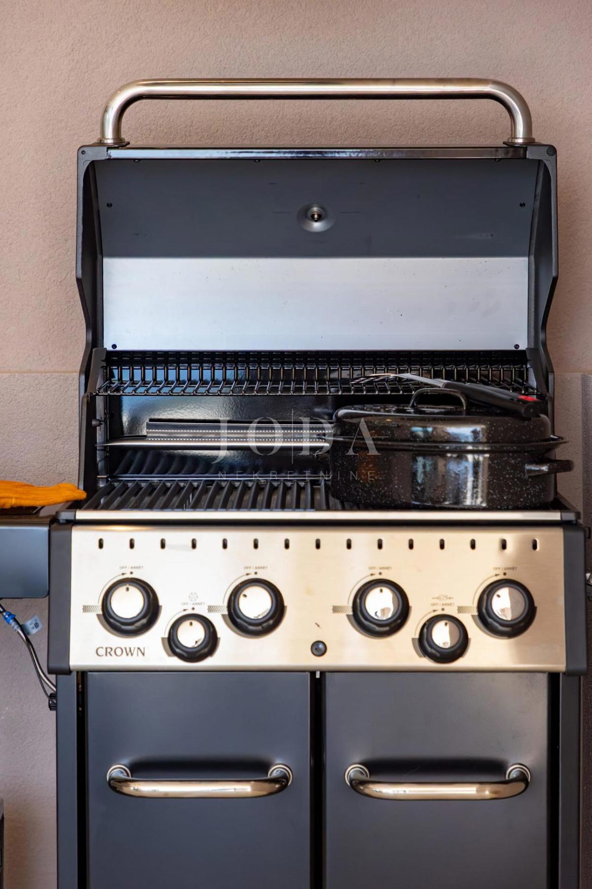 Casa Kostrena Sveta Lucija, Kostrena, 295,95m2