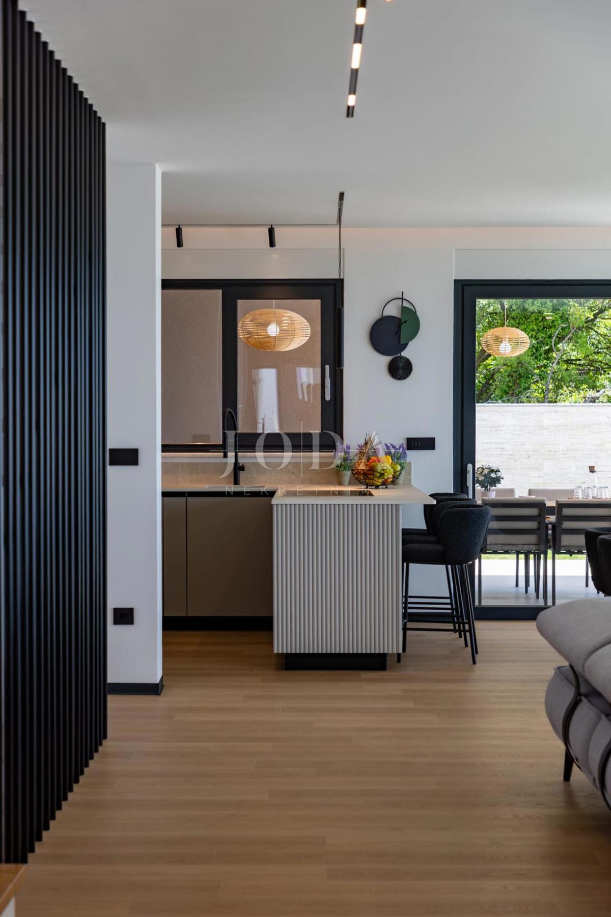 Casa Kostrena Sveta Lucija, Kostrena, 295,95m2