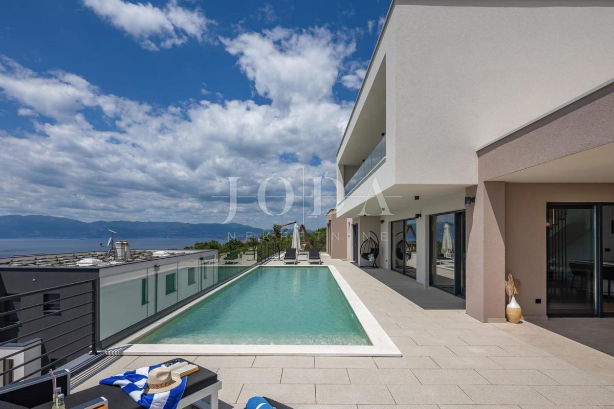 Casa Kostrena Sveta Lucija, Kostrena, 295,95m2