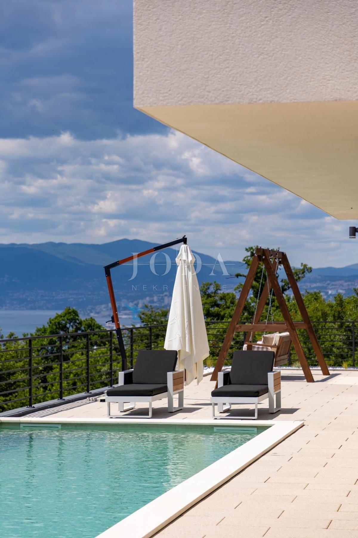 Casa Kostrena Sveta Lucija, Kostrena, 295,95m2