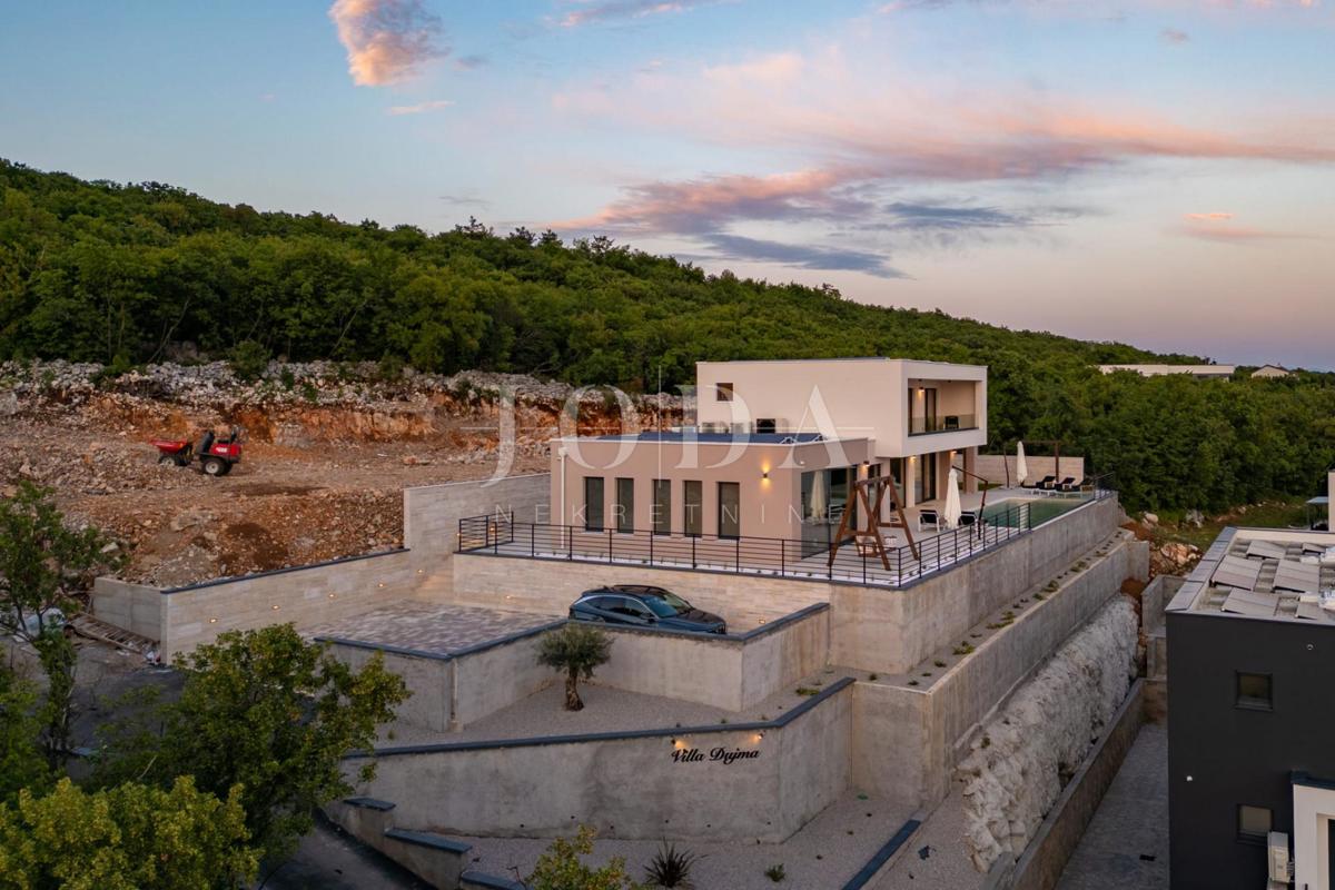 Casa Kostrena Sveta Lucija, Kostrena, 295,95m2