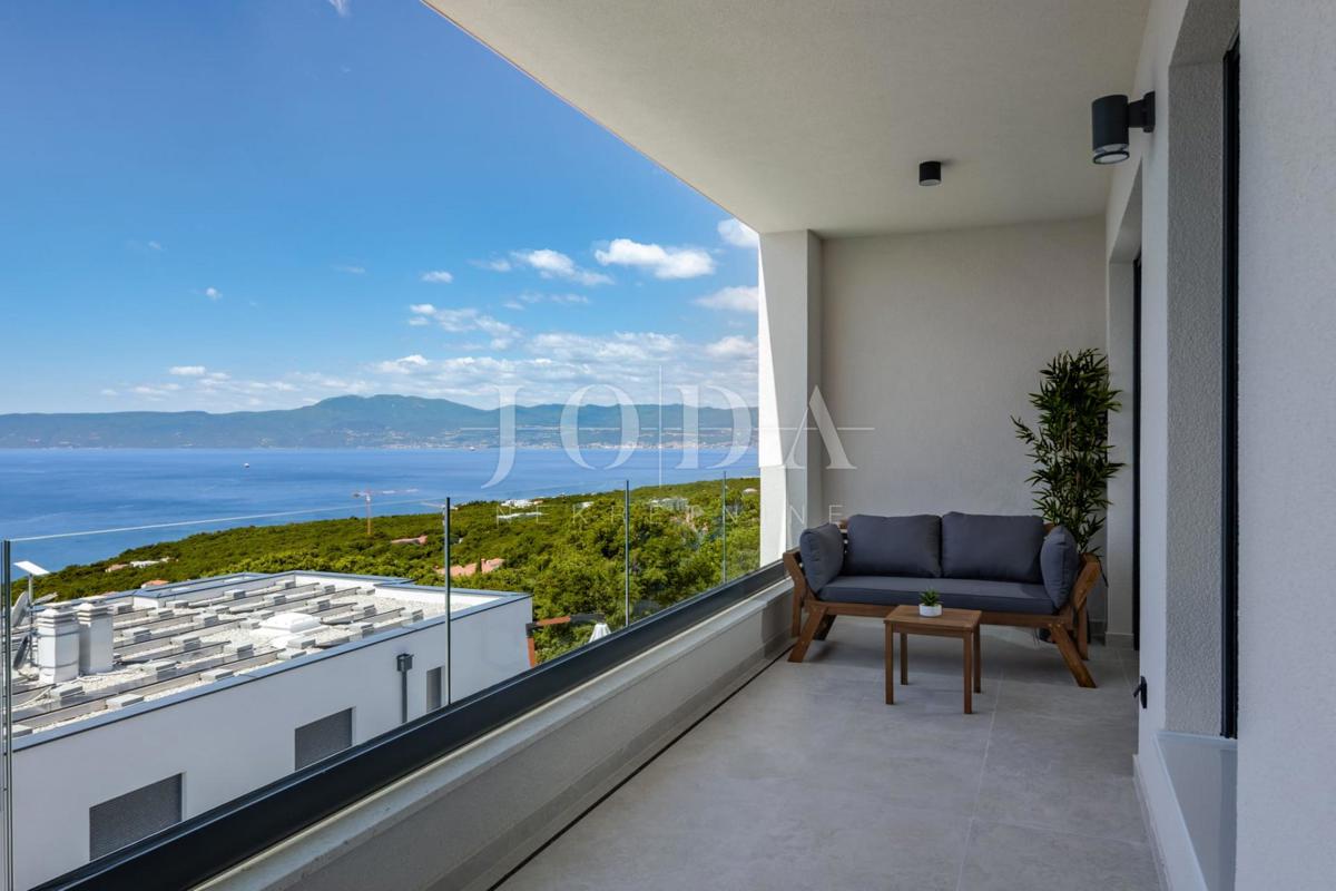 Casa Kostrena Sveta Lucija, Kostrena, 295,95m2