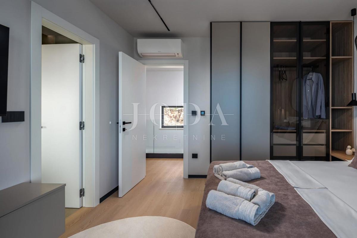 Casa Kostrena Sveta Lucija, Kostrena, 295,95m2