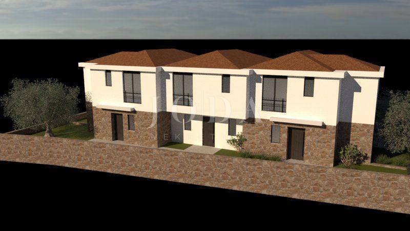 Vendesi casa a schiera con piscina