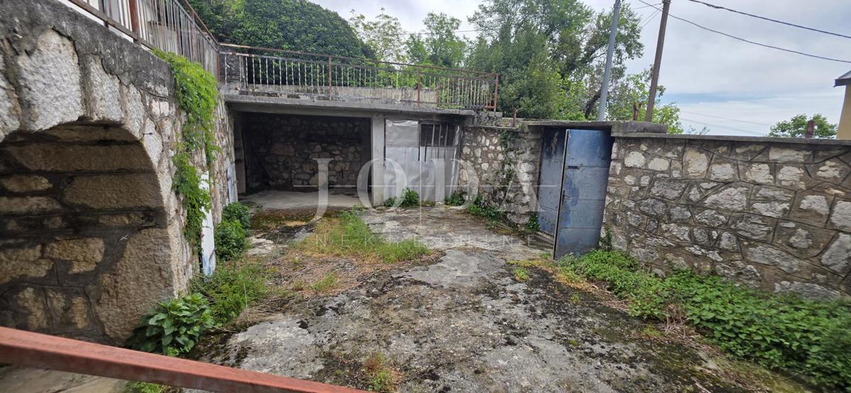 Casa in pietra con vista mare + terreno 1.400 m² | Baretići, Grižane