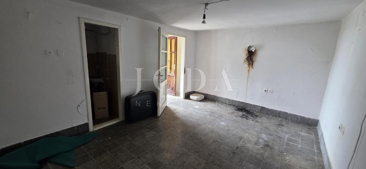 Casa in pietra con vista mare + terreno 1.400 m² | Baretići, Grižane