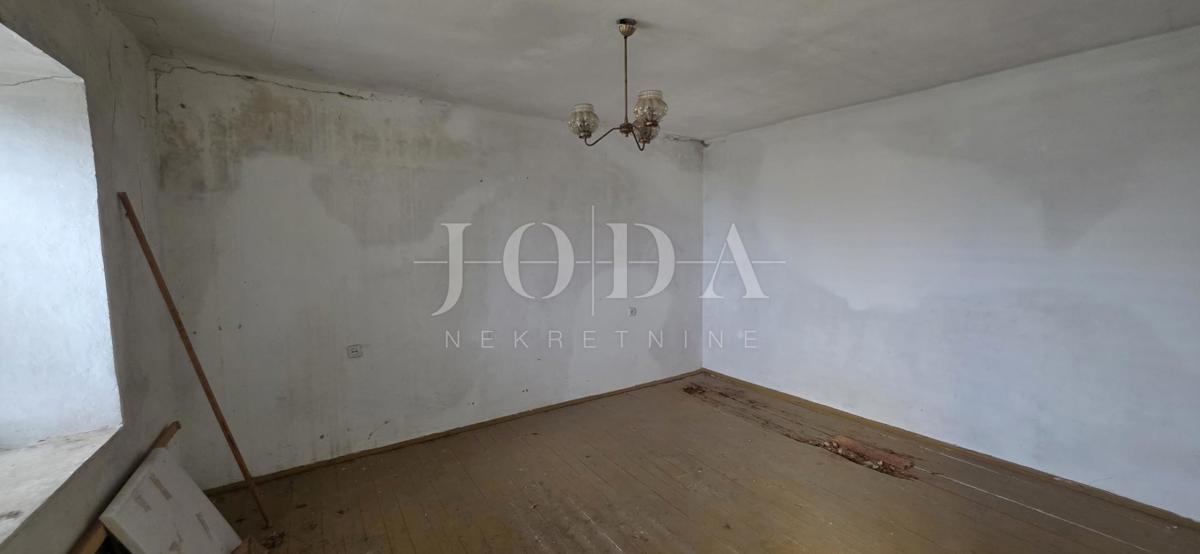 Casa in pietra con vista mare + terreno 1.400 m² | Baretići, Grižane